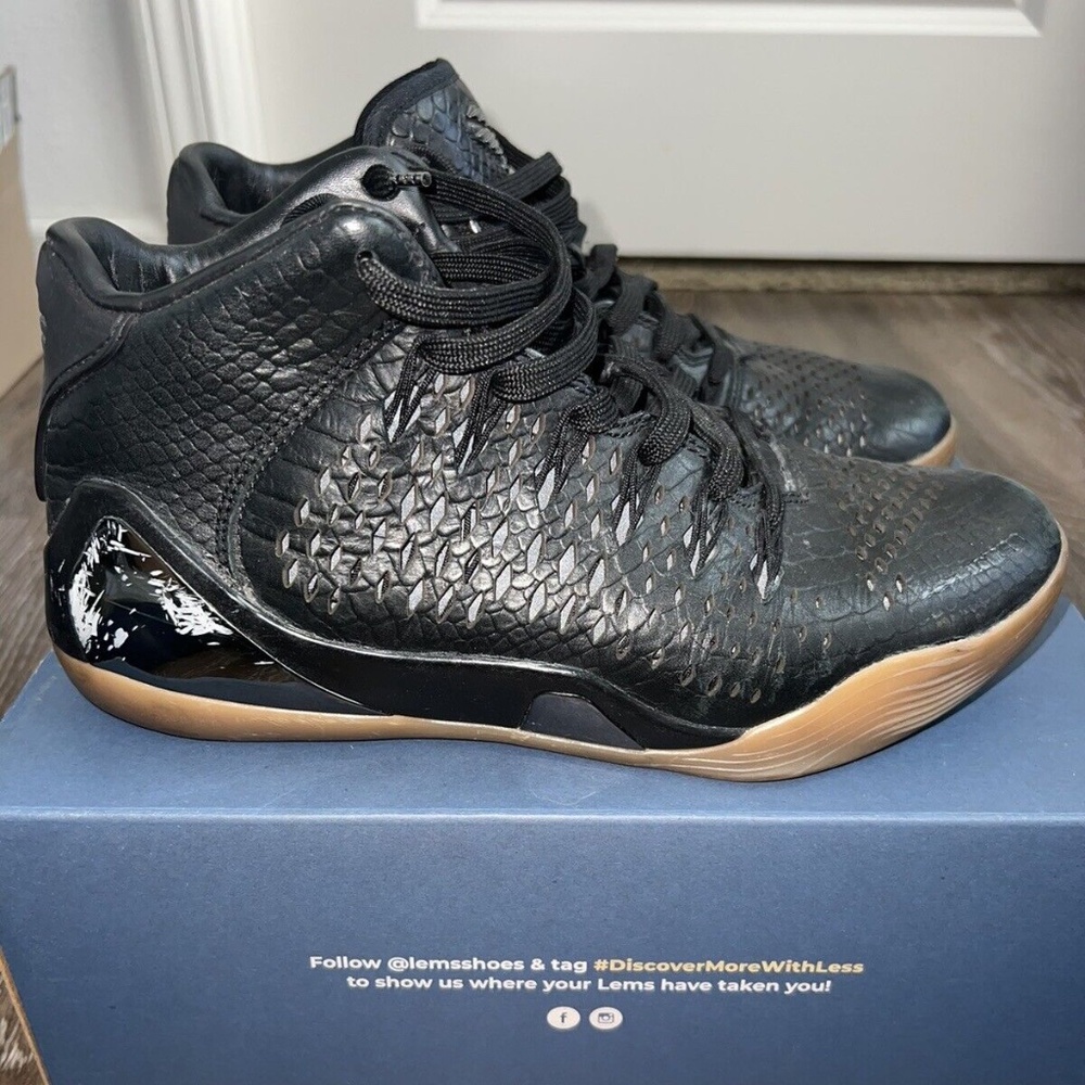 Kobe 9 Mid Ext Qs ‘Snakeskin’ size 7 mens basketball
